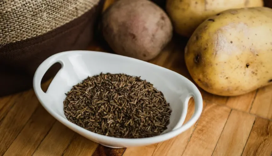 Calme el cuerpo y la mente gracias a los efectos del aceite esencial de comino