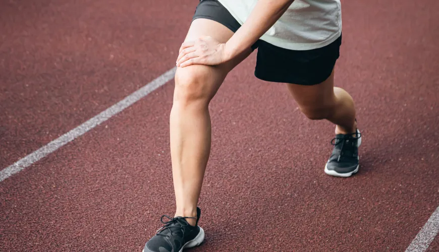 La rodilla del corredor se puede curar y al mismo tiempo prevenirla.