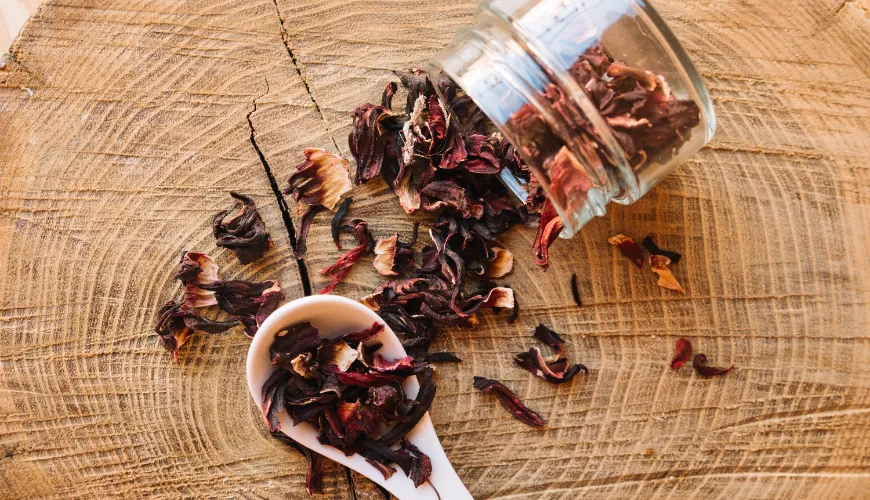 El rooibos no contiene cafeína y es ideal para relajar el cuerpo.