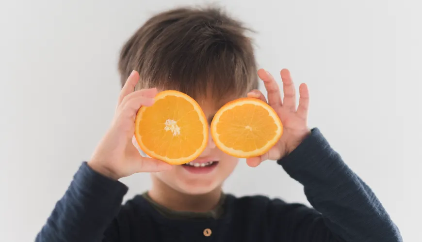 ¿Cómo asegurar que los niños obtengan suficiente vitamina C?